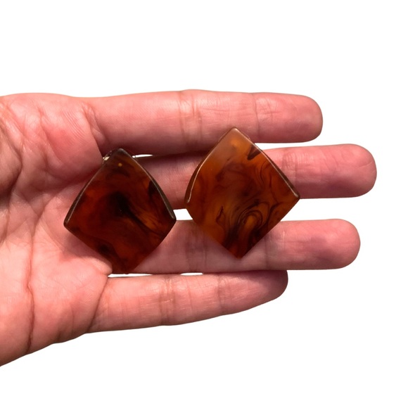 2/$30 Two Pairs Brown Tan Orange Tortoise Shell Square Stud Earrings Acrylic - Picture 5 of 9